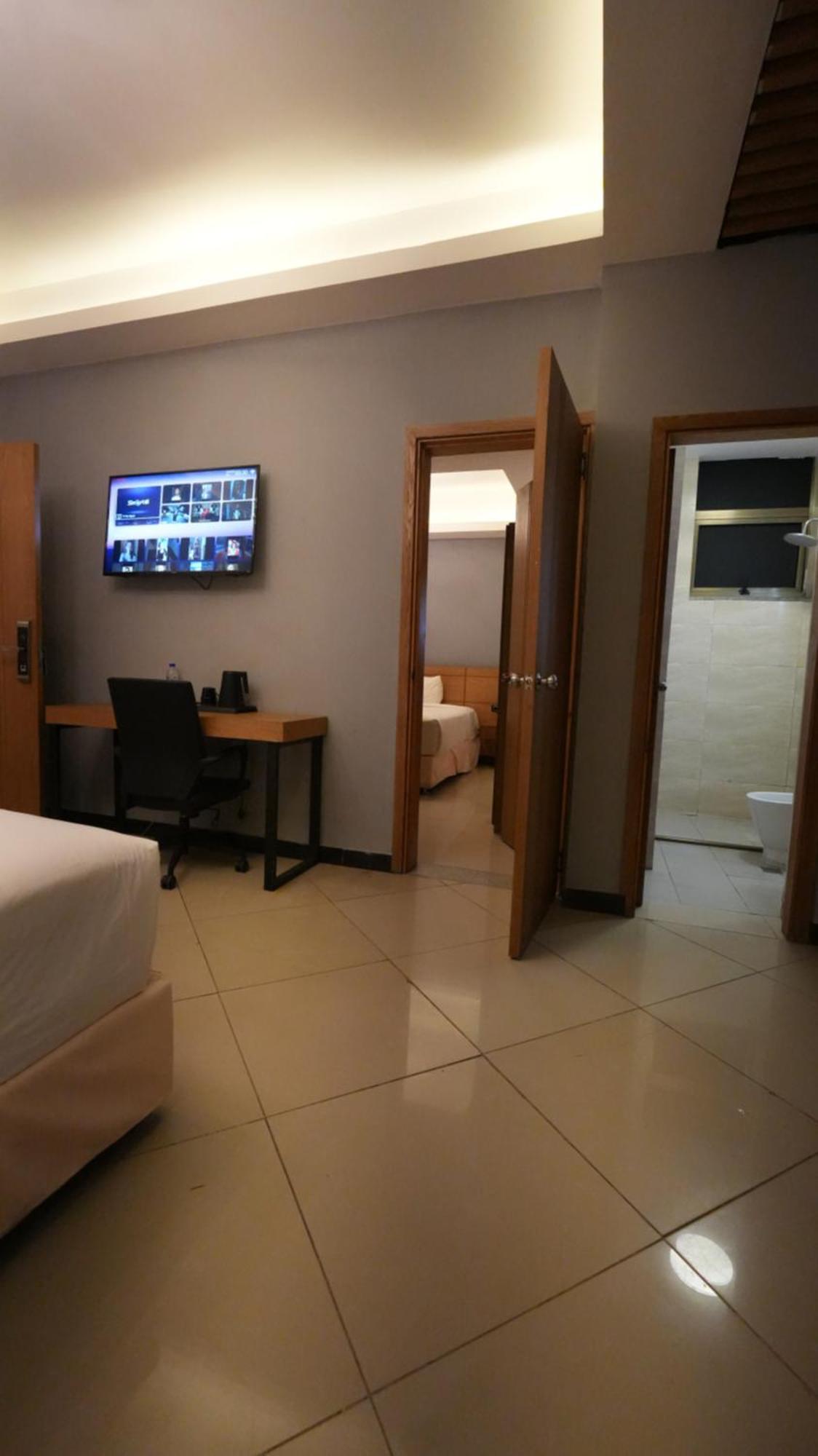 Mazeki Addis Boutique Hotel Exteriör bild