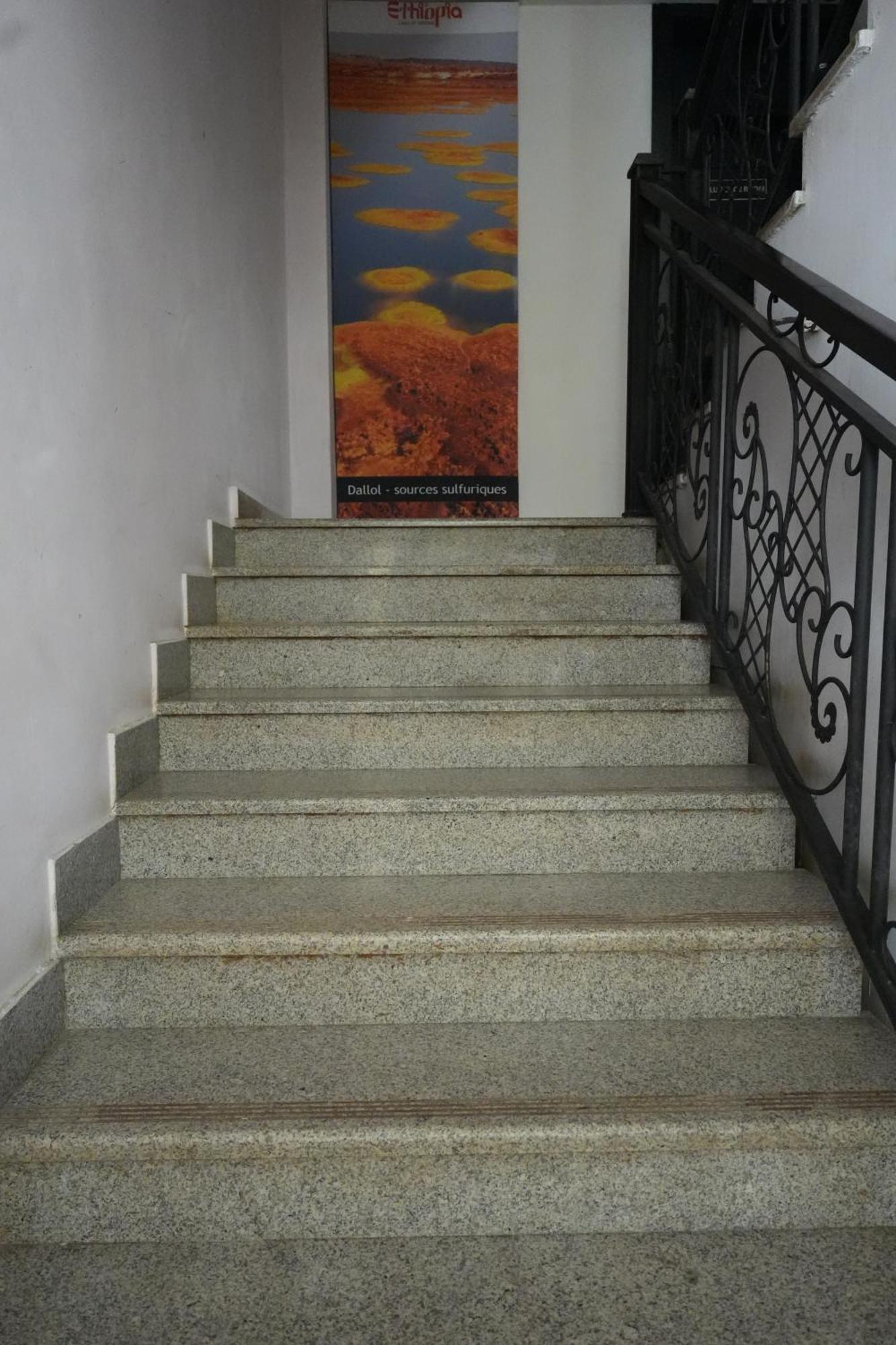 Mazeki Addis Boutique Hotel Exteriör bild