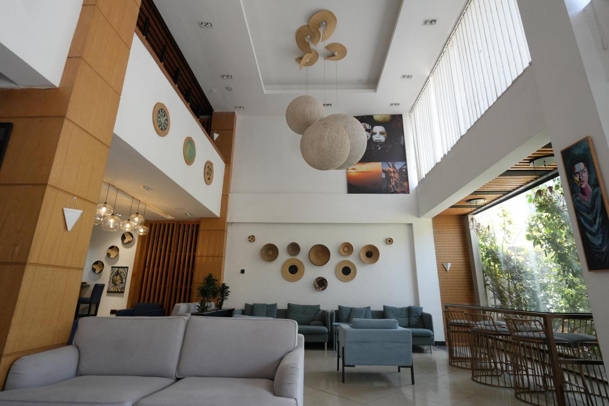 Mazeki Addis Boutique Hotel Exteriör bild