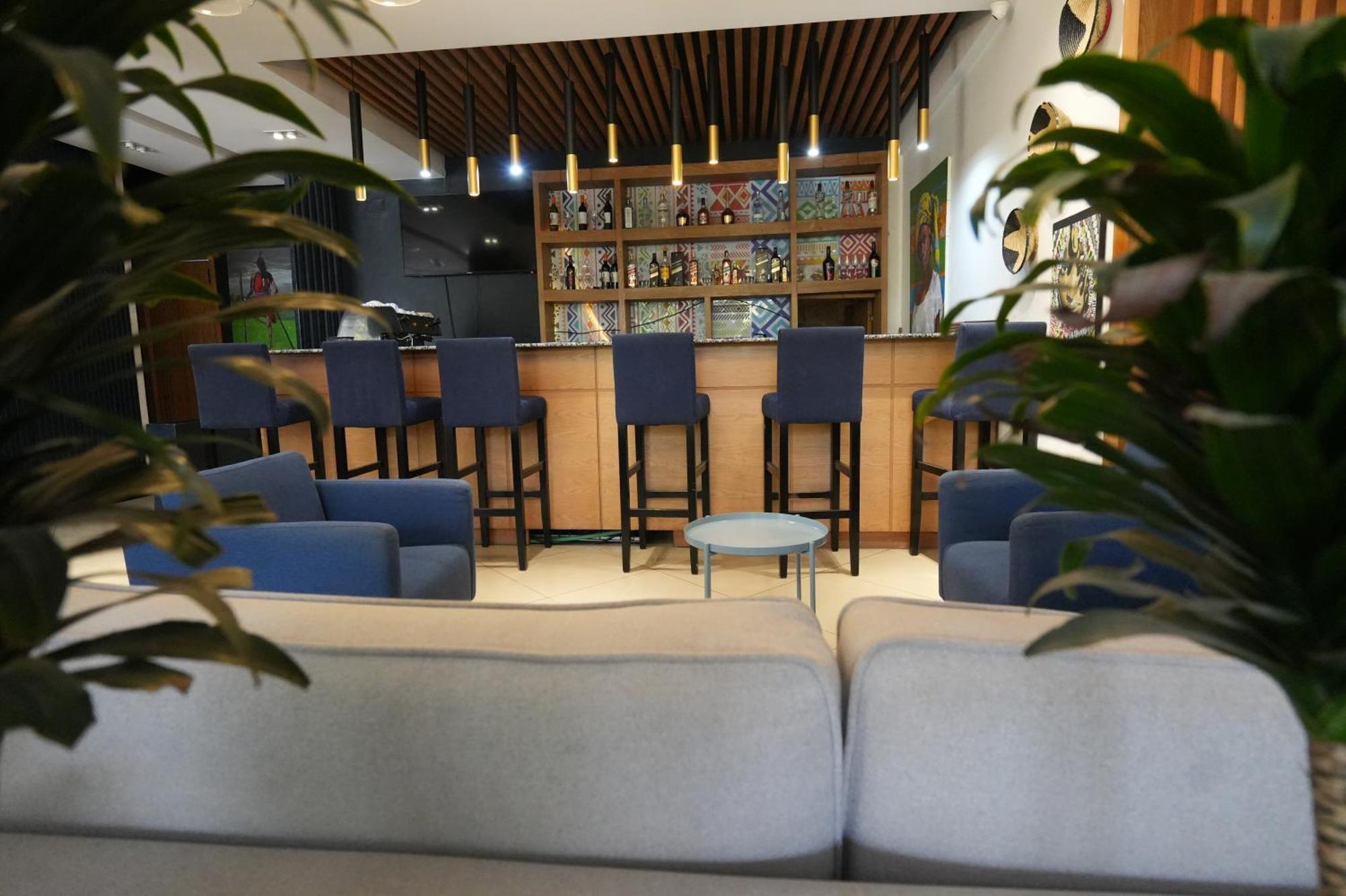 Mazeki Addis Boutique Hotel Exteriör bild